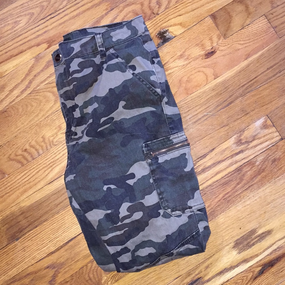 Camo Print Skinny Jeans